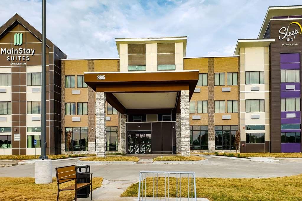 Mainstay Suites Waukee-West Des Moines Eksteriør billede