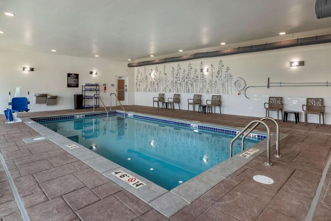 Mainstay Suites Waukee-West Des Moines Eksteriør billede